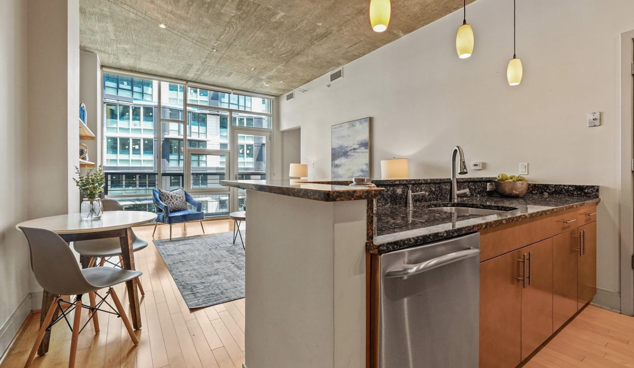 929 Florida Ave NW, District Of Columbia 20001, 1 Bedroom Bedrooms, ,1 BathroomBathrooms,Apartment,Active Listings,Florida Ave ,1009