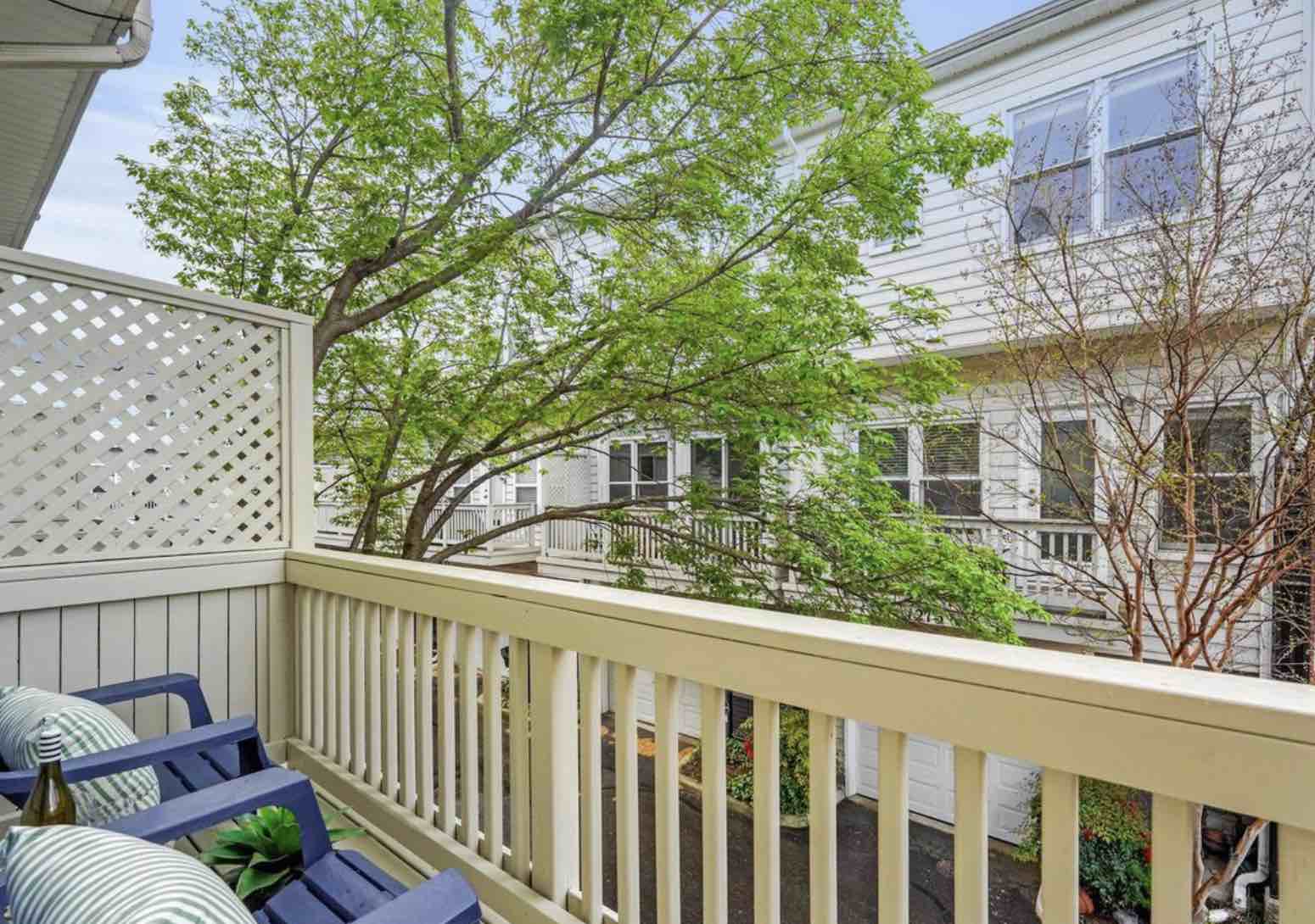 2103 12th Pl NW, District Of Columbia, 3 Bedrooms Bedrooms, ,3 BathroomsBathrooms,Apartment,Active Listings,12th Pl,1028