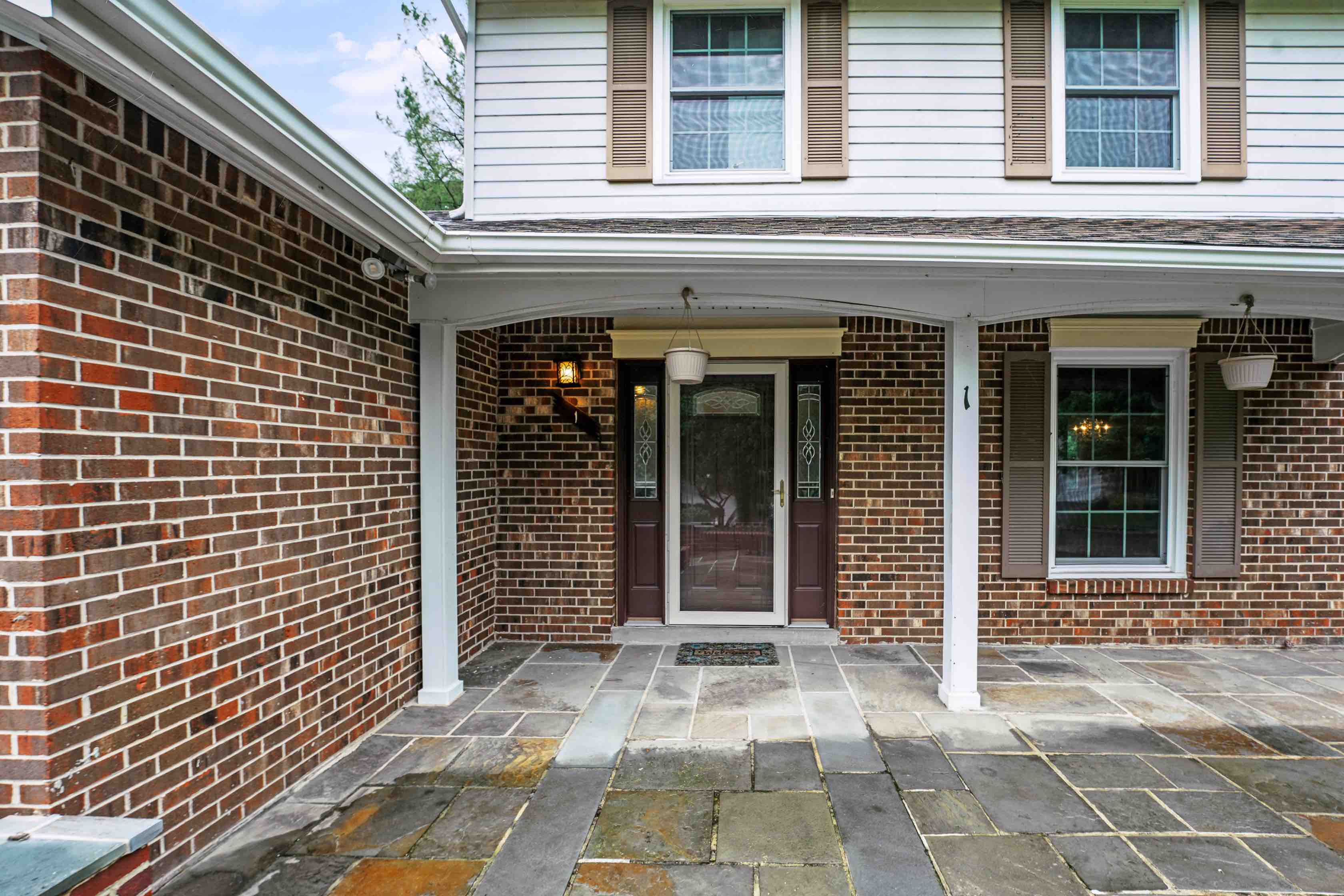 1 Sunnymeade Ct, Potomac, Maryland 20854, 4 Bedrooms Bedrooms, ,3 BathroomsBathrooms,House,Sold Listings,Sunnymeade,1031